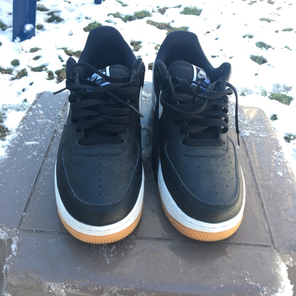 ❌❌SOLD❌❌Nike Air force 1 low ‘07 Black White Gum size 10🔥🔥